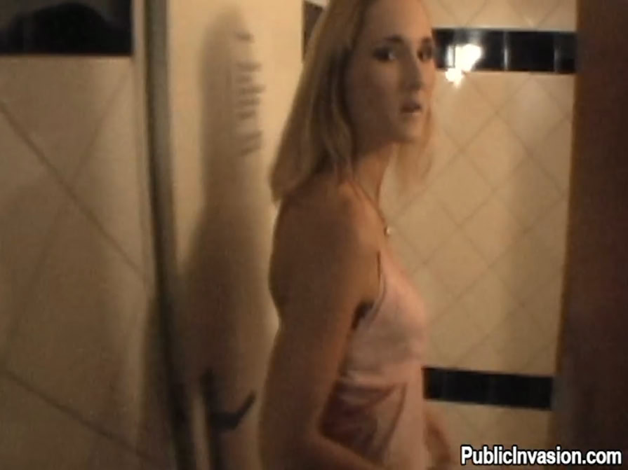 PublicInvasion - Petra - A Nice Fuck in a Toilet